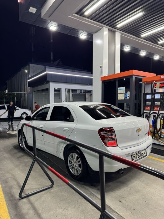 Chevrolet Cobalt 2025 — 4