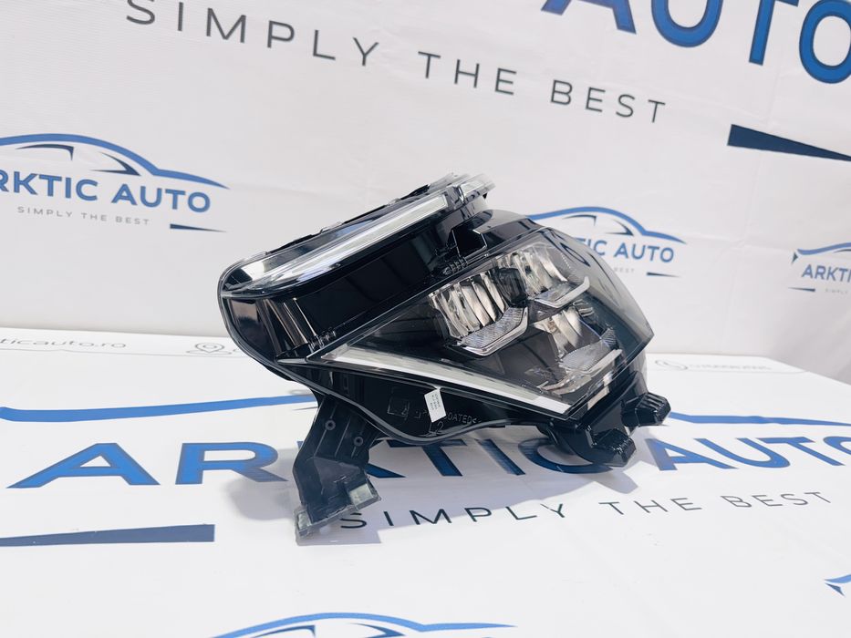Far stanga led Citroen C4 dupa 2020 cod 9837331880