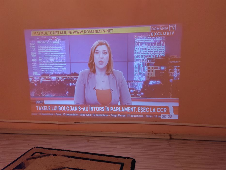 Proiector+Firestick 4K,Android,peste 18.000 programe ,wif,bluetootth