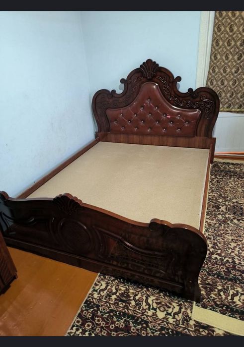 Спальни гарнитуры