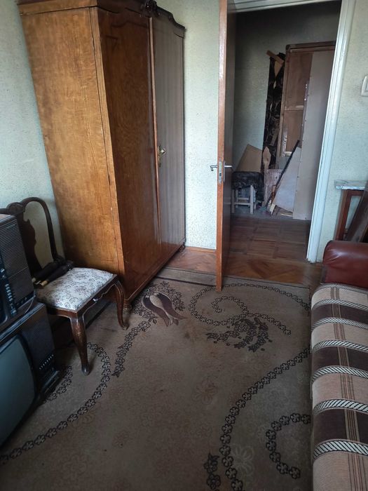 Vand apartament cu 3camere