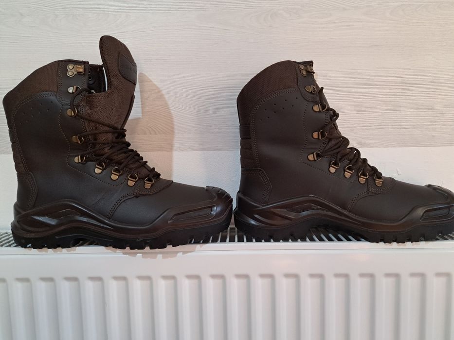 Bocanci GORETEX piele