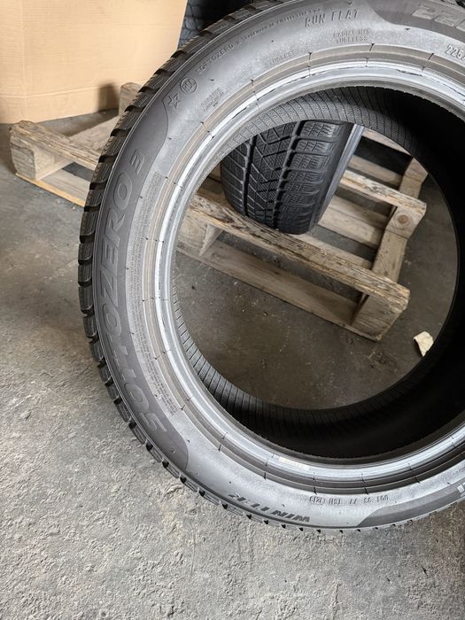2 anvelope iarna 225/50/18 Pirelli Runflat 6.5 mm!