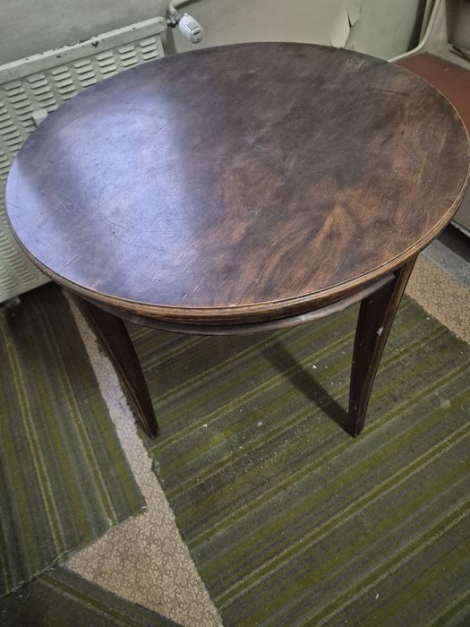 Set masa rotunda vintage 80 cm si scaun