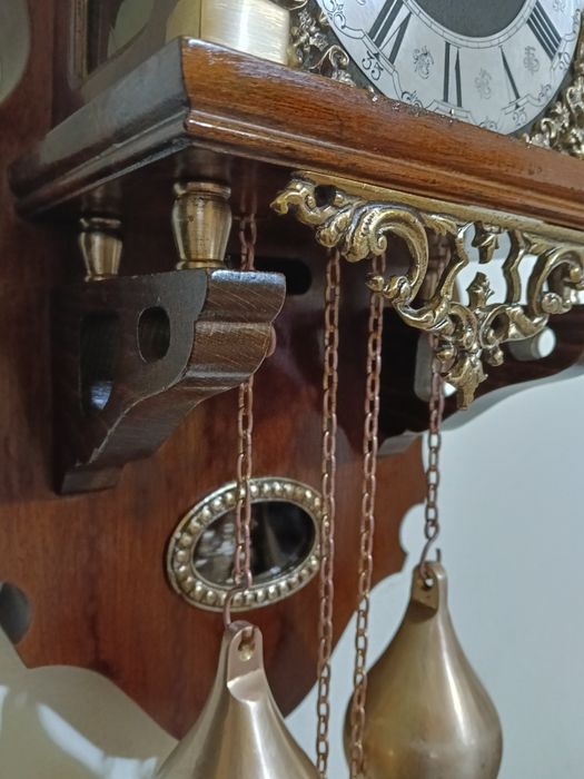 Ceas de perete model olandez