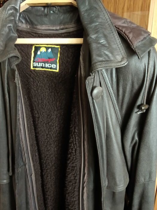 Пальто из натуральной кожи