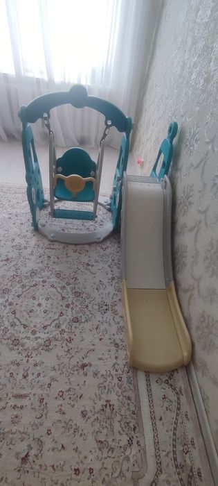 Детская горка с качелей