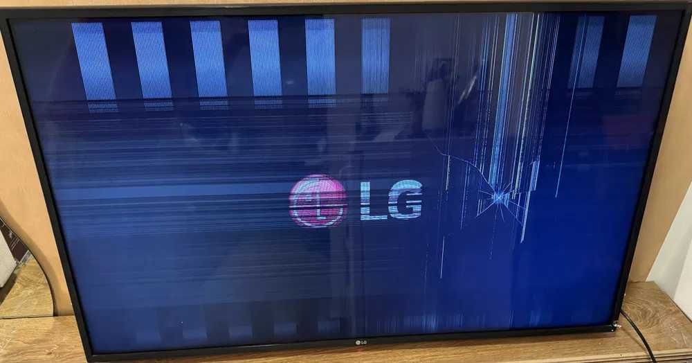 Vand SmarTV LG 43UK6400PLF  43UM7100PLB Variante Schimb