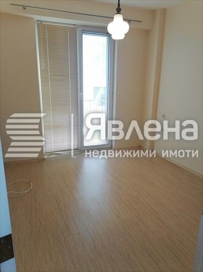 Продава се Двустаен апартамент в Стара Загора, Опълченски - 70 кв.м за 1165 €/кв.м - Снимка #4