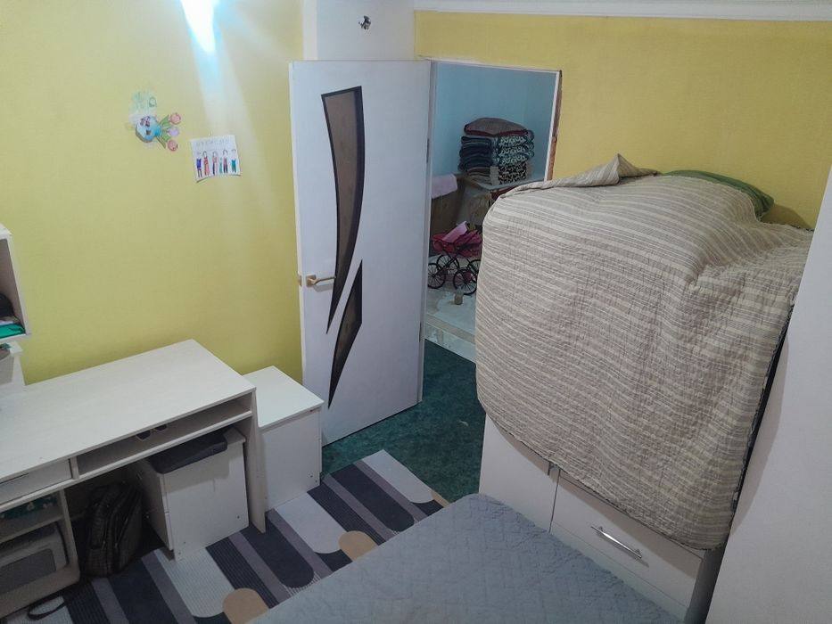 Продам квартиру Конаева 1/5
