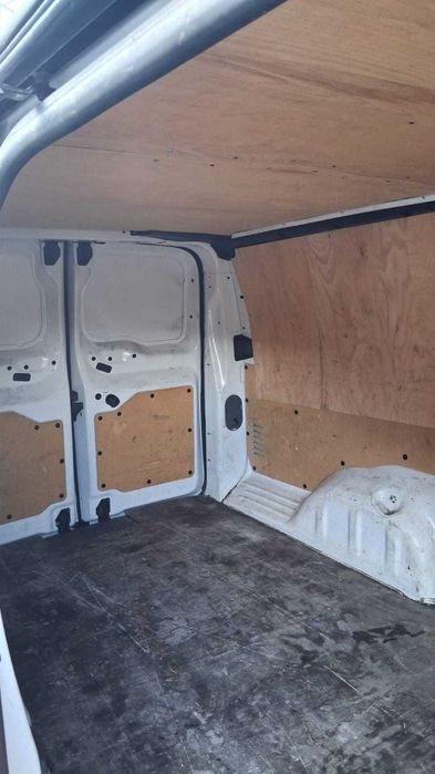 Vand autoutilitara Toyota proace.