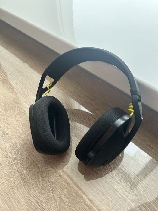 Продам наушники G435