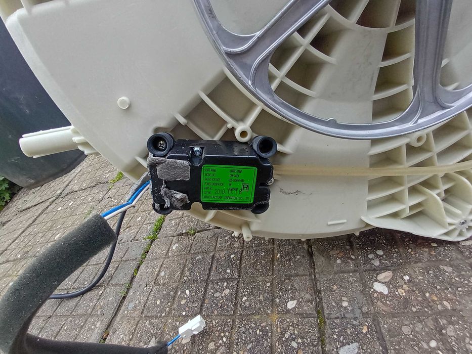 Продавам пералня  Daewoo DWD-8031 на части