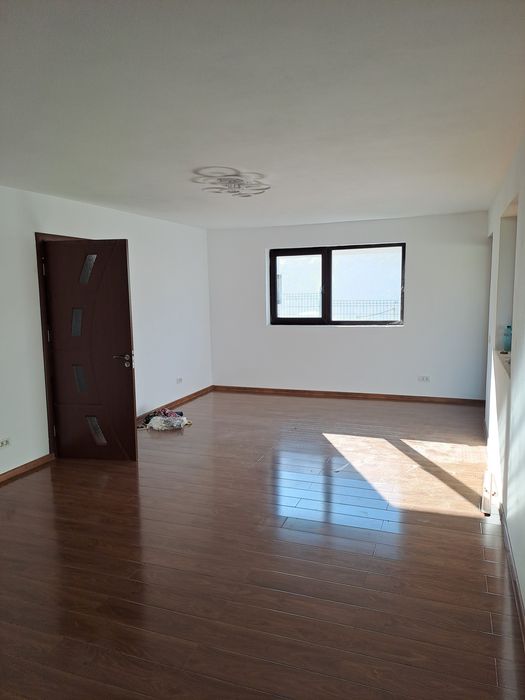 Vand casa noua, Bratestii de Jos, DB, la 2 km de DN si 14 km de Targoviste