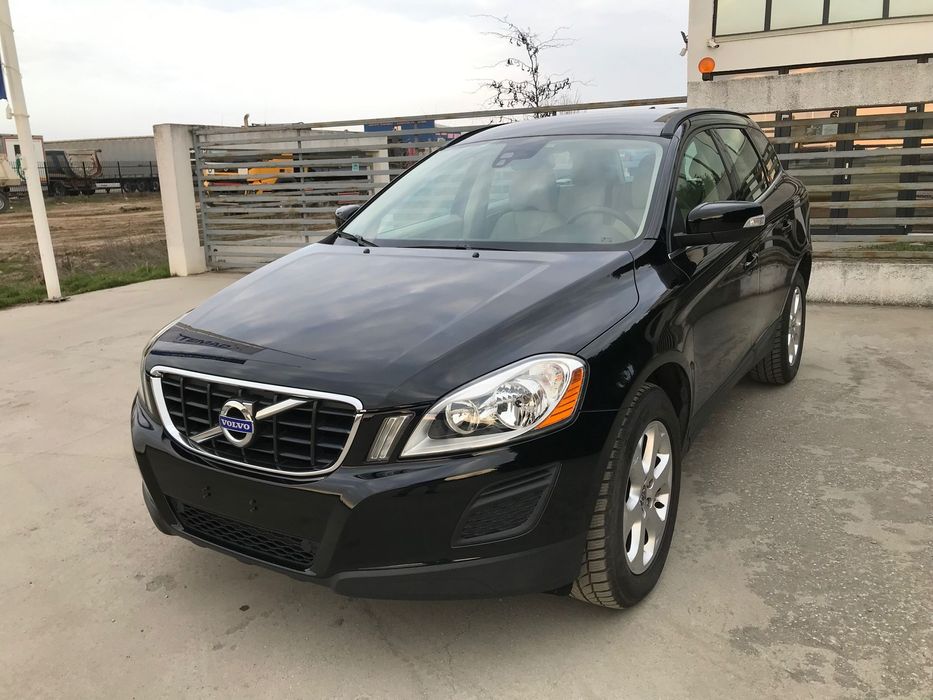 Volvo XC 60 2.0 diesel , distronic , lane assist , dublu climatronic , pilot !