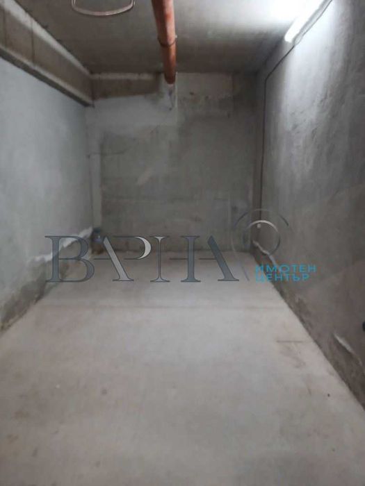 Продава се Гараж / Паркомясто в Варна, Гранд Мол Варна - 18 кв.м за 879 €/кв.м - Снимка #1