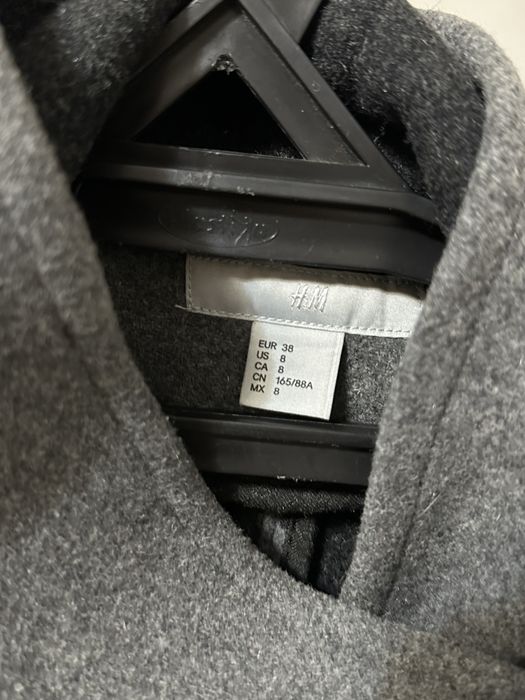 Пальто серое H&M