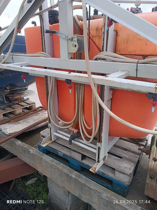 Mașină de erbicidat MET 750 litri