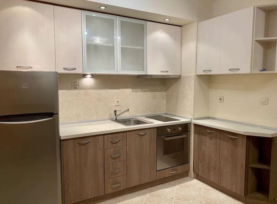 Дава се под наем Тристаен апартамент в София, Младост 4 - 85 кв.м за 698.19 € - Снимка #3