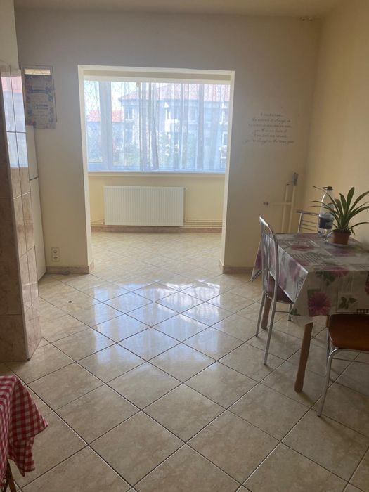 Apartament penteu inchiriere
