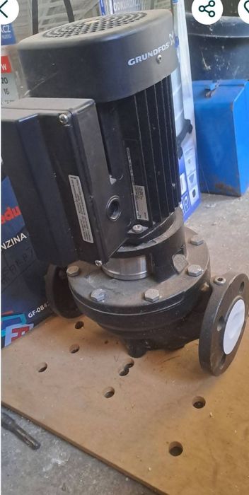 Pompa de circulație Grundfos TP 32-180/2 – NOUĂ, NEFOLOSITĂ