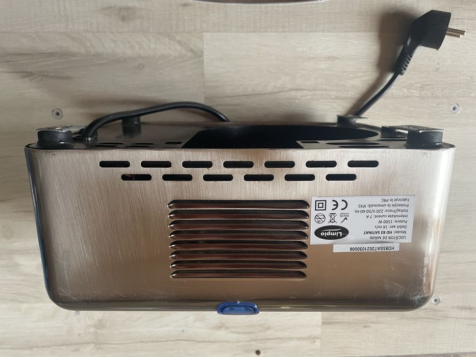 Uscător mâini din inox