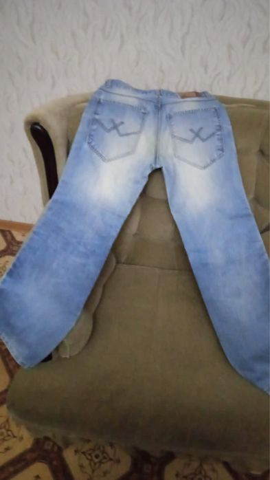 Джинсы продам в хорошом состоянии