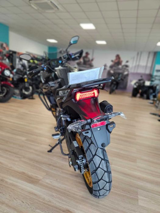 Motocicleta Voge Ds 625 X