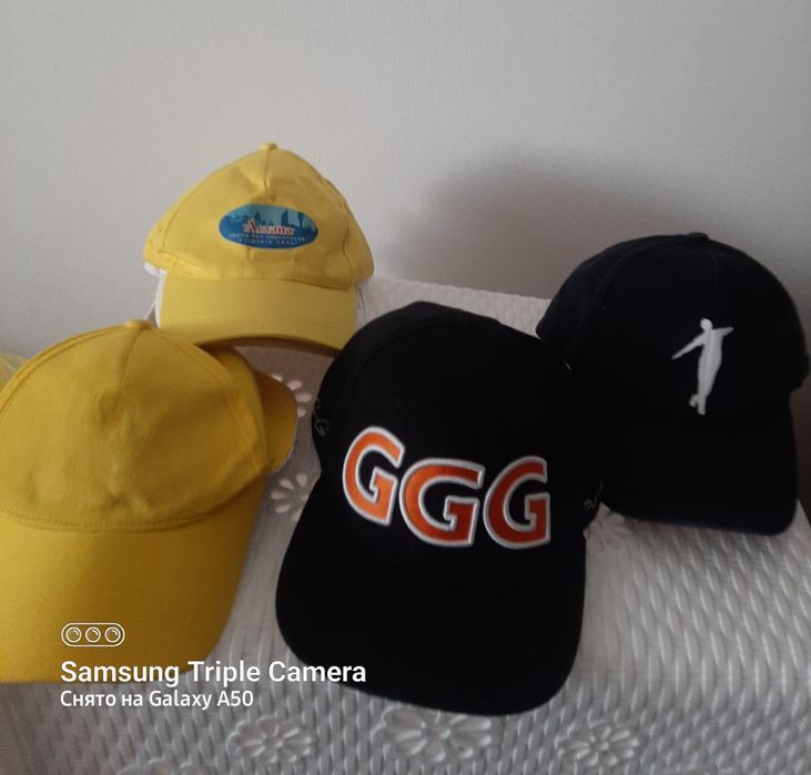 Кепки  в  отличном  состоянии