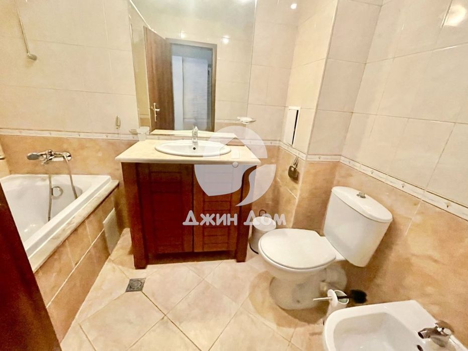 Продава се Тристаен апартамент в с. Топола, Област Добрич - 124 кв.м за 1130 €/кв.м - Снимка #5