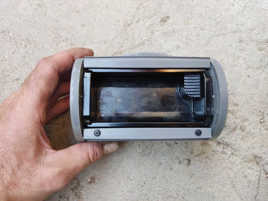 Кора багажник, задна поставка за чаши, преден и заден пепелник Голф 4