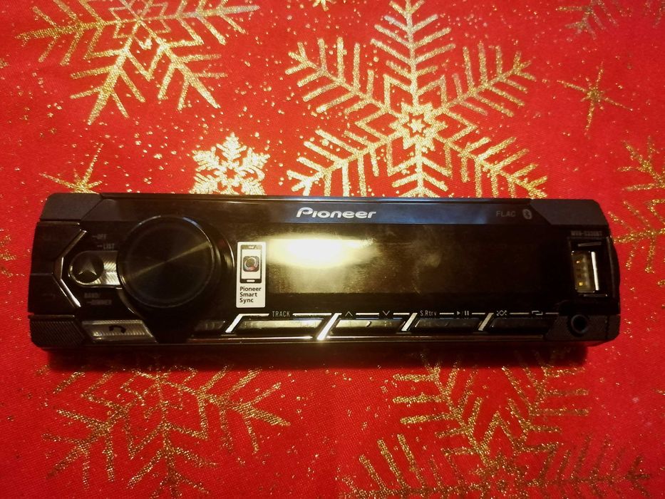 Радио за автомоб, Pioneer