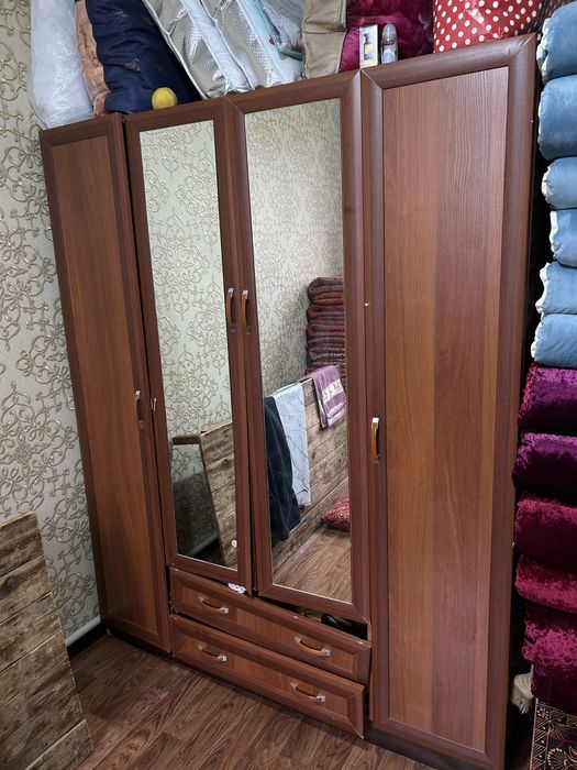 Продам шкаф для одежды