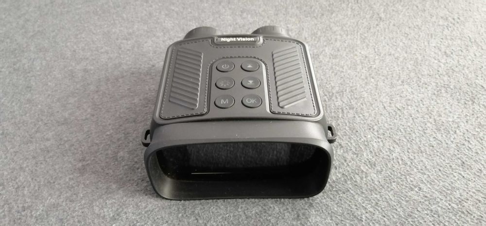 Binoclu Digital Profesional cu Night Vision