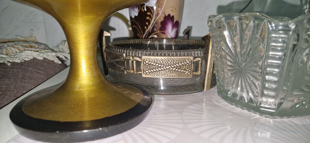 Продам    посуду