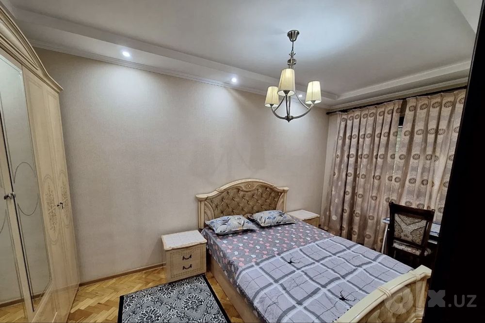 Сдается 3 ком Метро Ойбек