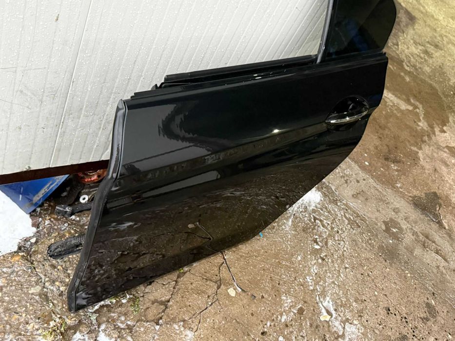 Usa stanga spate BMW seria 6 F06