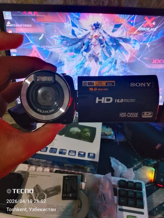 Продам Sony HDR SX550E