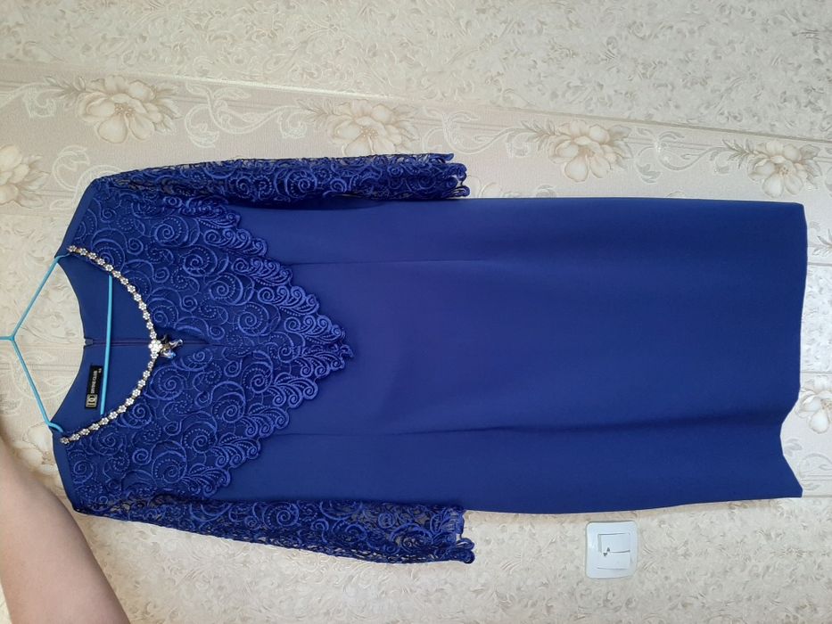 Продаётся разные платья