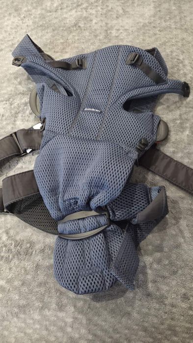Ергономична раница за бебносене BabyBjörn Move Air Mesh – като нова