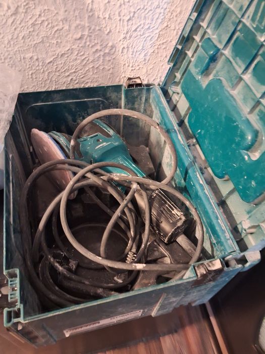 makita  ексцентър щлайф машина  BO5060