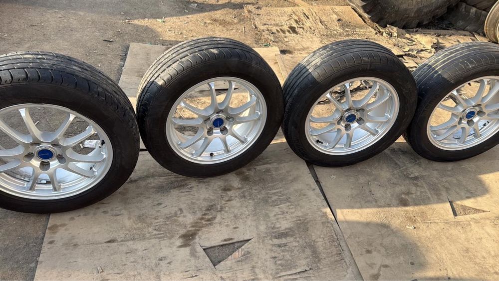 Продам Диска с шинами