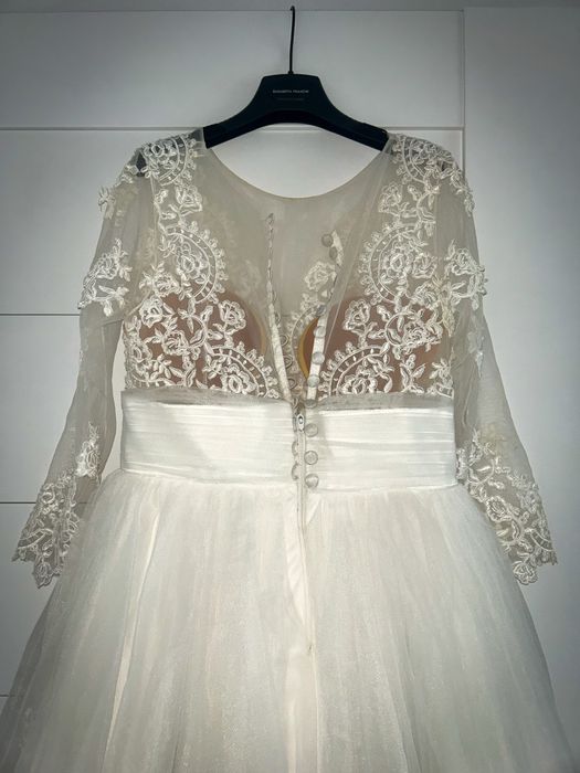 Vand rochie de mireasa