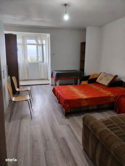 Garsoniera de vanzare, 30 mp, zona Brazda lui Novac — fotografia 1