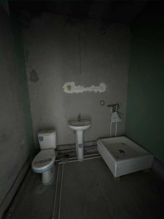 Продается срочно: Узмакон 56м2 квартира коробка Мирабад Алфраганус