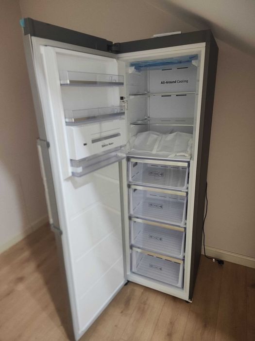 Морозильная камера Samsung RZ32M71207F/SG 315 л Inverter No Frost