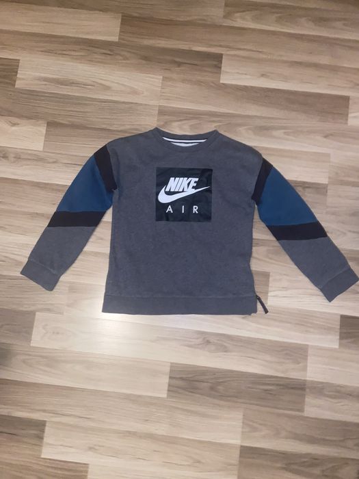 Детски пуловер Nike Air оригинален !!!