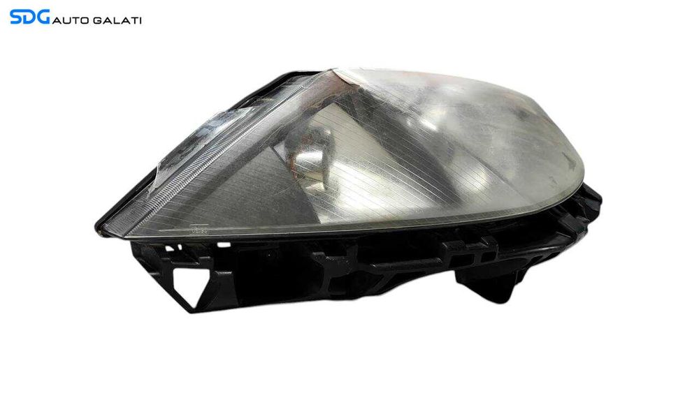 Far Dreapta Halogen Renault Megane 2 2002 - 2008 ( Ureche Ruptă ) Cod 89307040 [L5991]