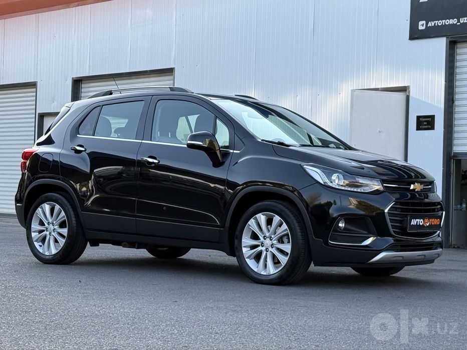 Tracker Premier 2020 год