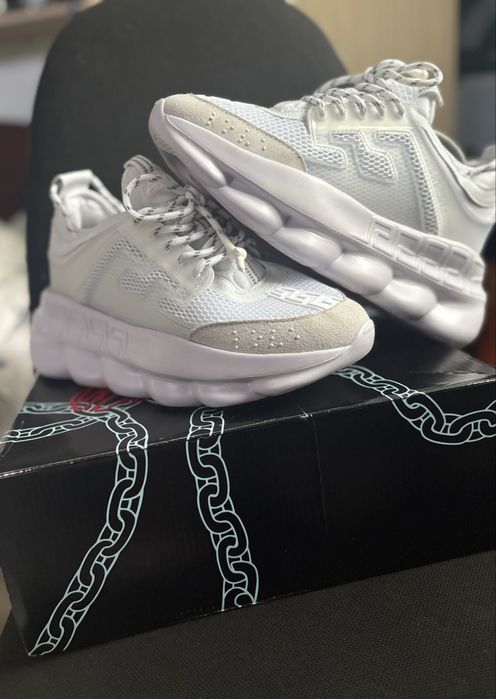 Versace Chain reaction